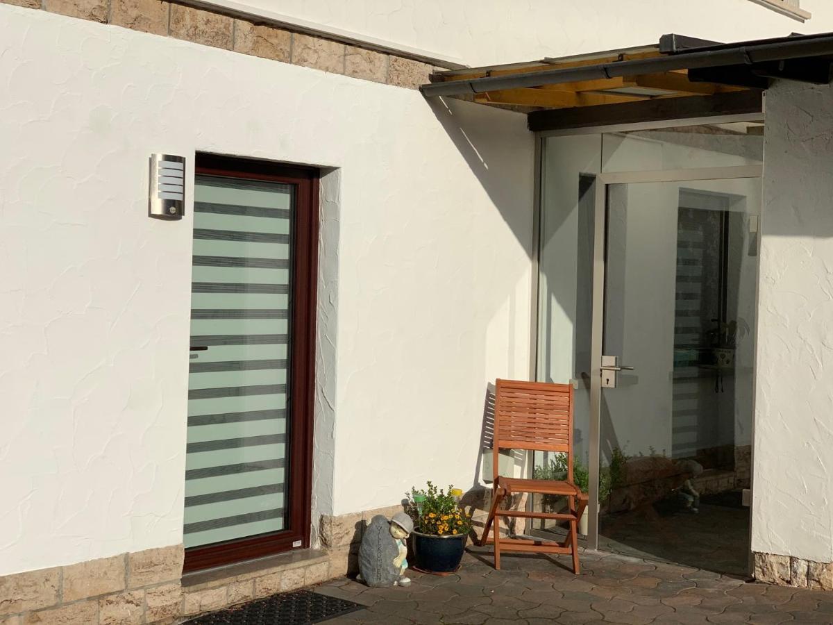 Ferienwohnung Am Rennsteig Bei Eisenach - Ilona Schmidt Wolfsburg-Unkeroda المظهر الخارجي الصورة