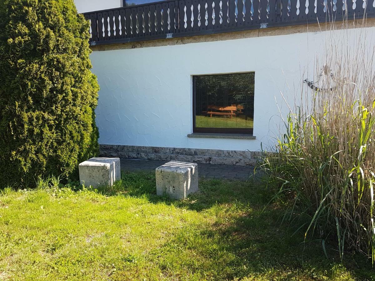 Ferienwohnung Am Rennsteig Bei Eisenach - Ilona Schmidt Wolfsburg-Unkeroda المظهر الخارجي الصورة
